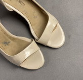 میو میو ورنی